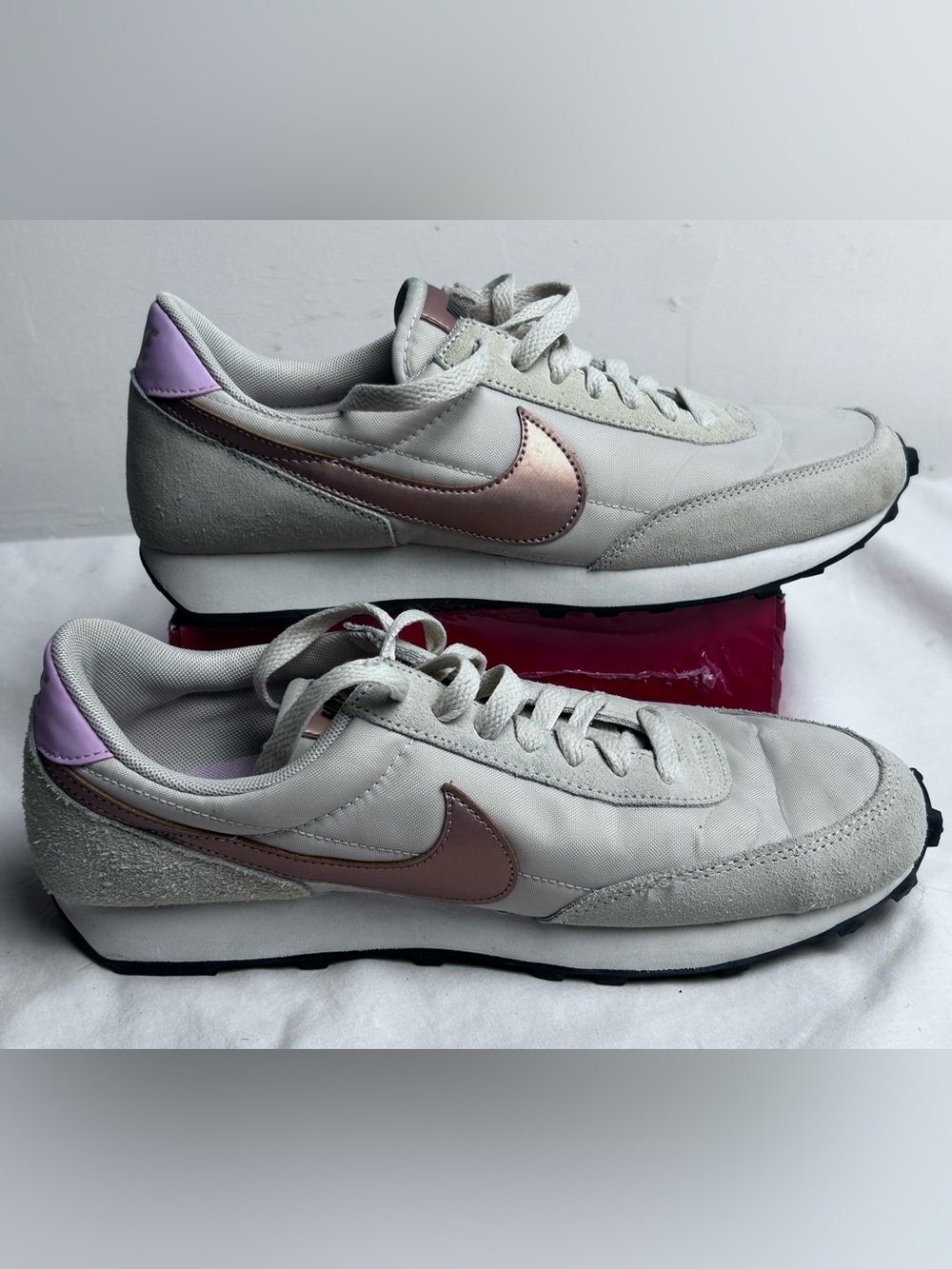 Nike Women’s Pale Gray leather and fabric Sneakers with Rose Swoosh 9
